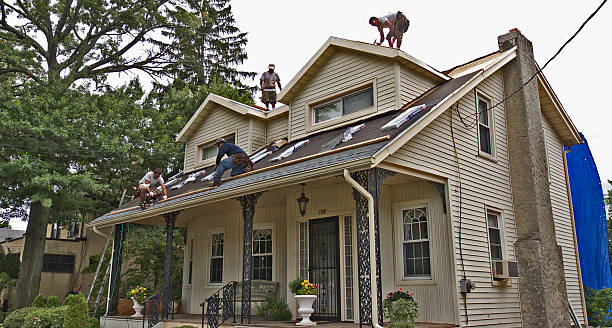 Best Flat Roof Repair Services  in Blossburg, PA